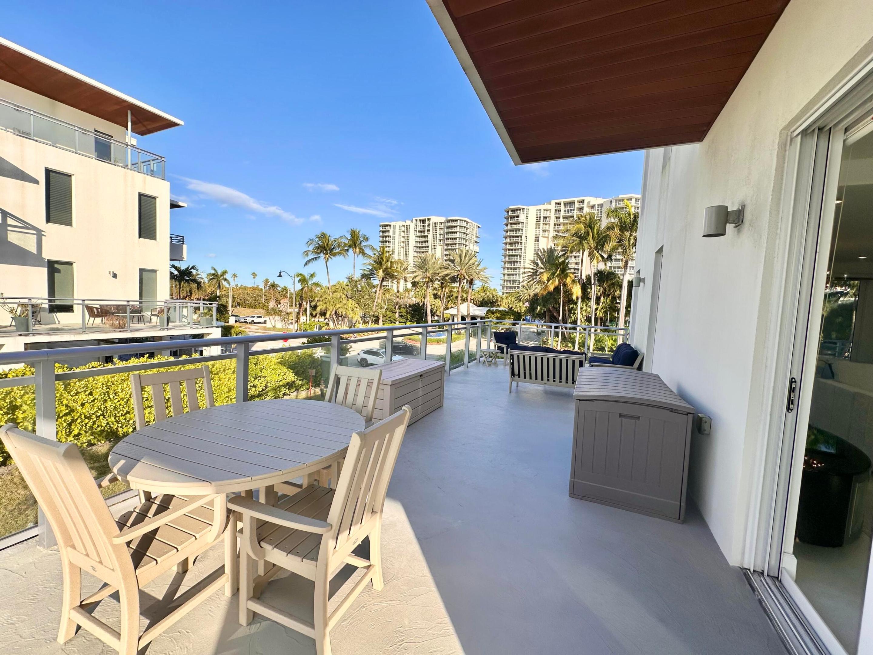 6000 N Ocean Dr #2n Hollywood, FL 33019