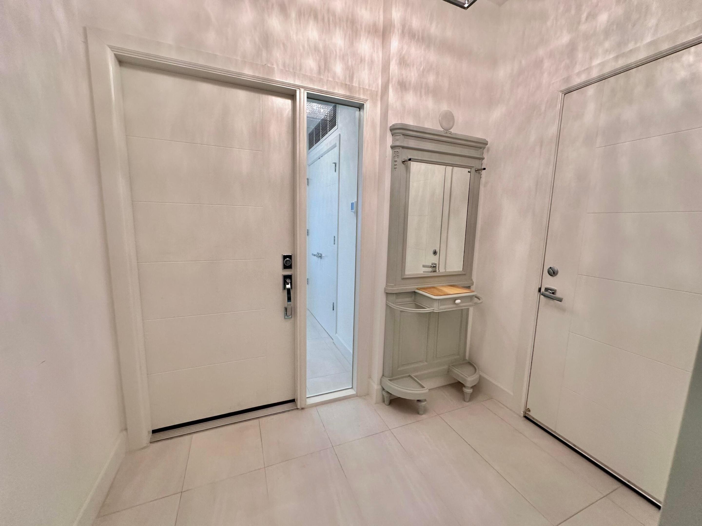 6000 N Ocean Dr #2n Hollywood, FL 33019