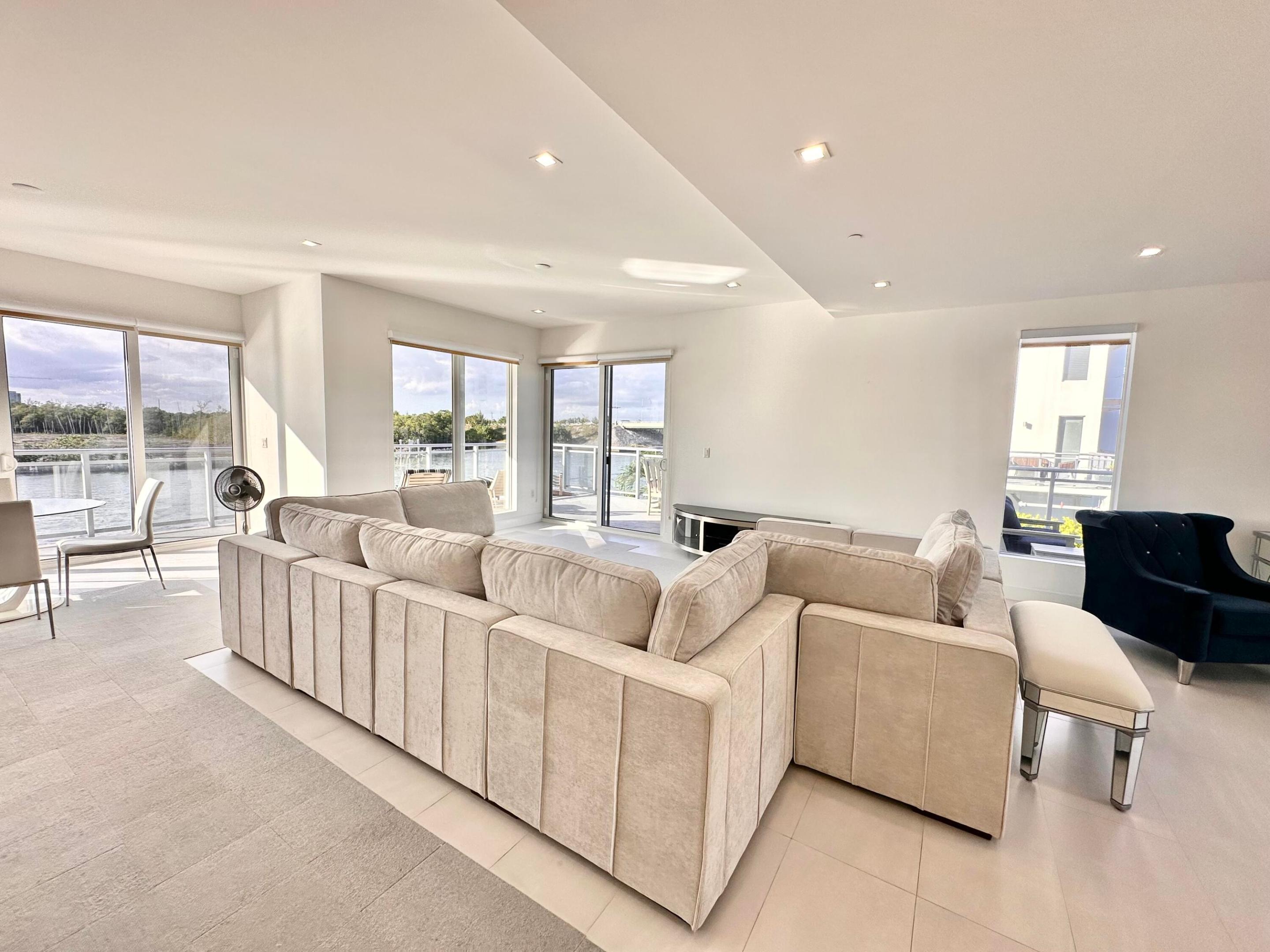 6000 N Ocean Dr #2n Hollywood, FL 33019
