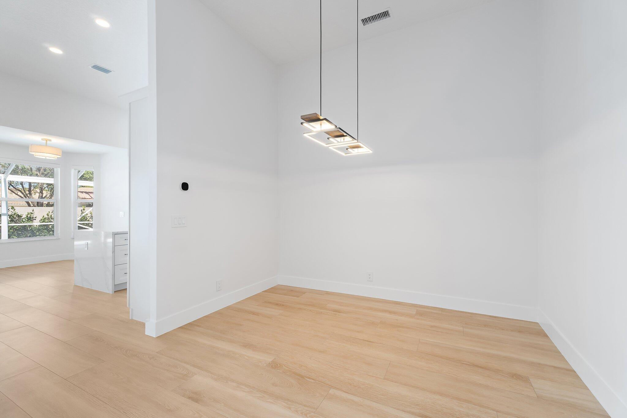 262 Eagleton Estates Palm Beach Gardens, FL 33418