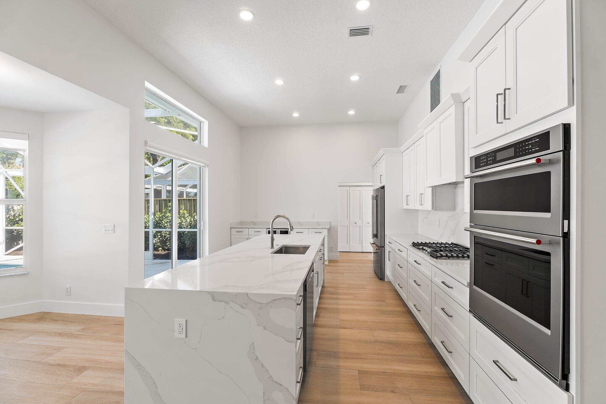 262 Eagleton Estates Palm Beach Gardens, FL 33418