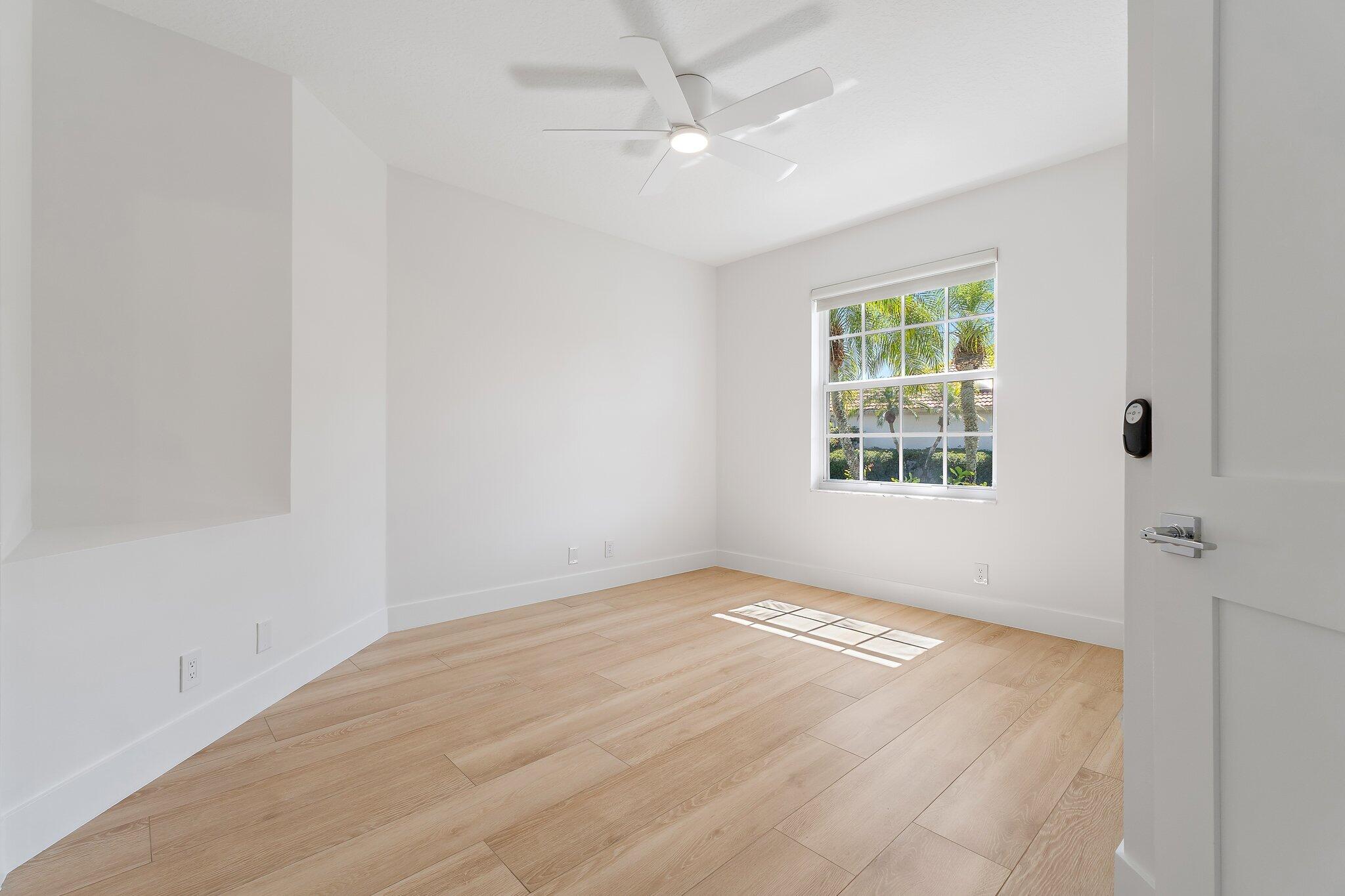 262 Eagleton Estates Palm Beach Gardens, FL 33418