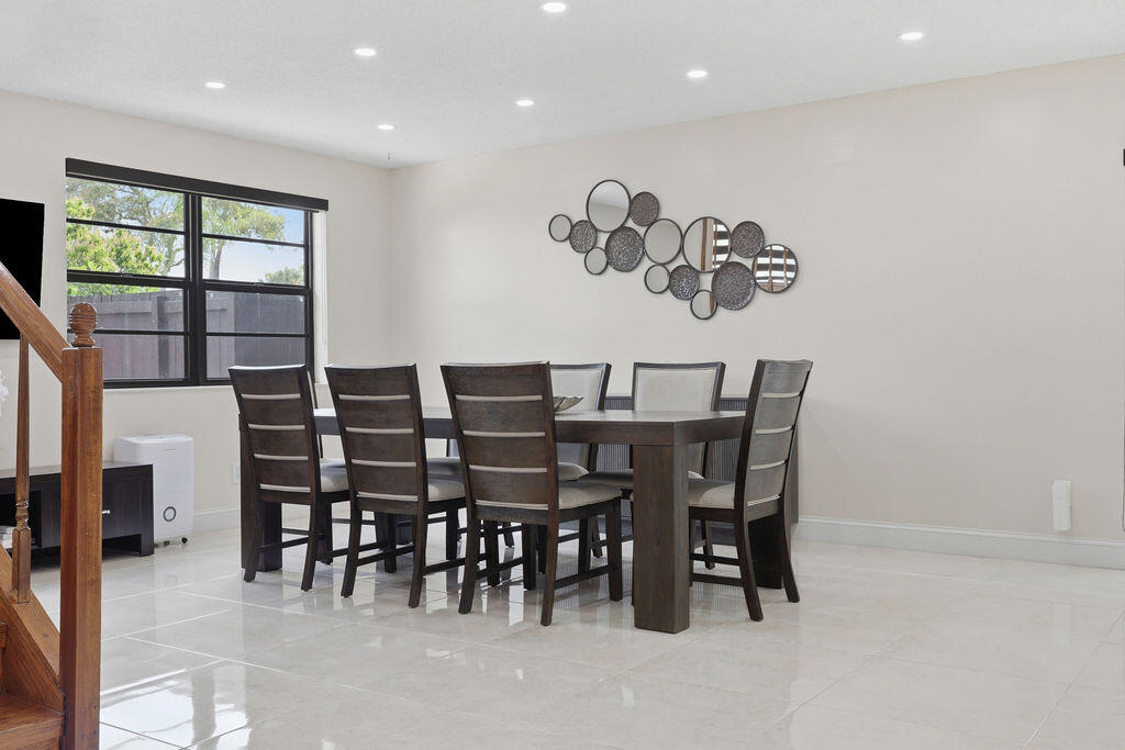 1871 Bayberry #1871 Pembroke Pines, FL 33024