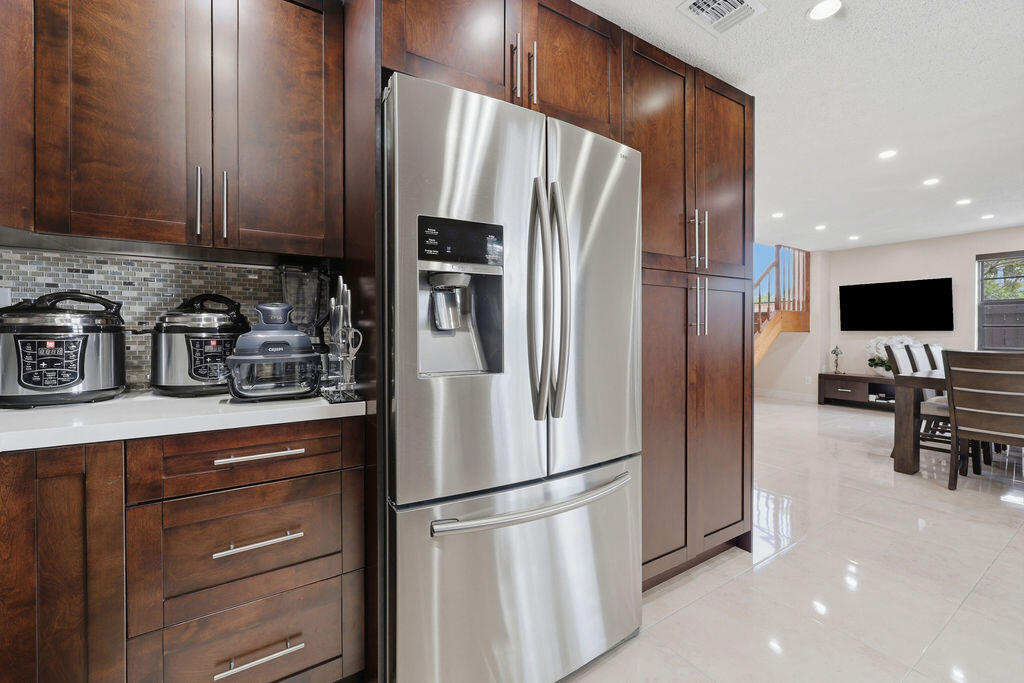 1871 Bayberry #1871 Pembroke Pines, FL 33024