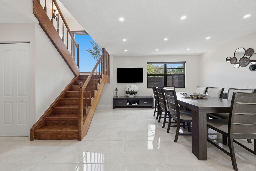 1871 Bayberry #1871 Pembroke Pines, FL 33024