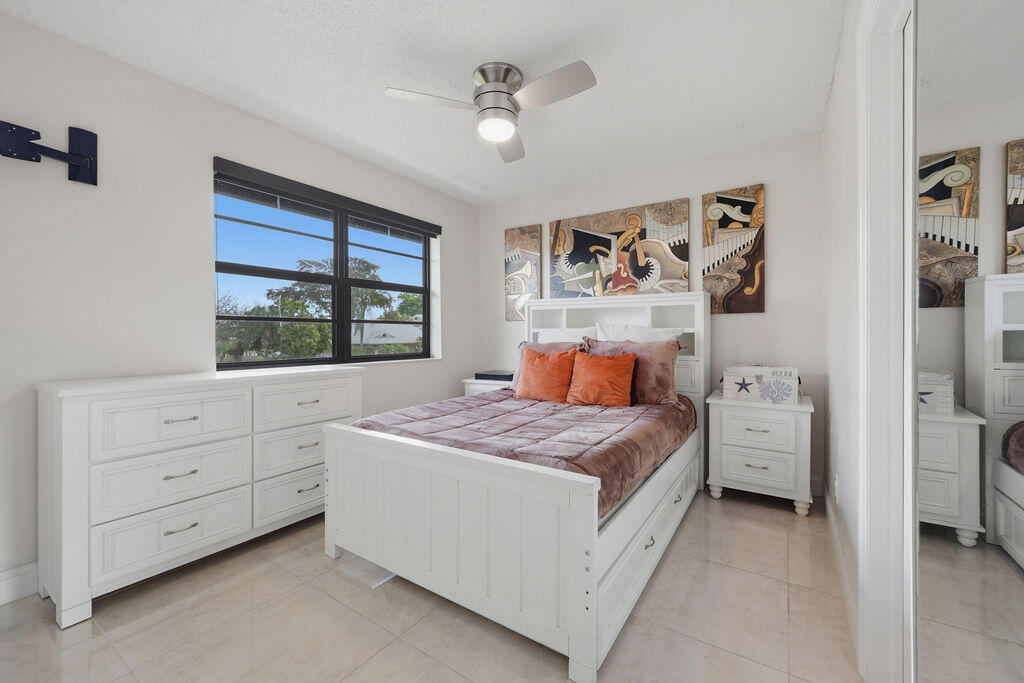 1871 Bayberry #1871 Pembroke Pines, FL 33024