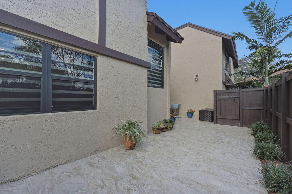 1871 Bayberry #1871 Pembroke Pines, FL 33024