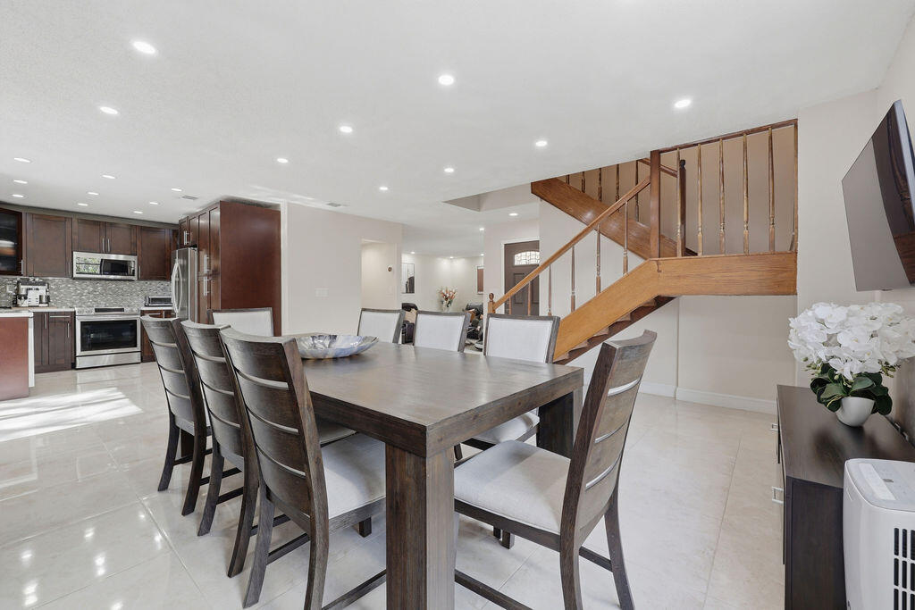 1871 Bayberry #1871 Pembroke Pines, FL 33024