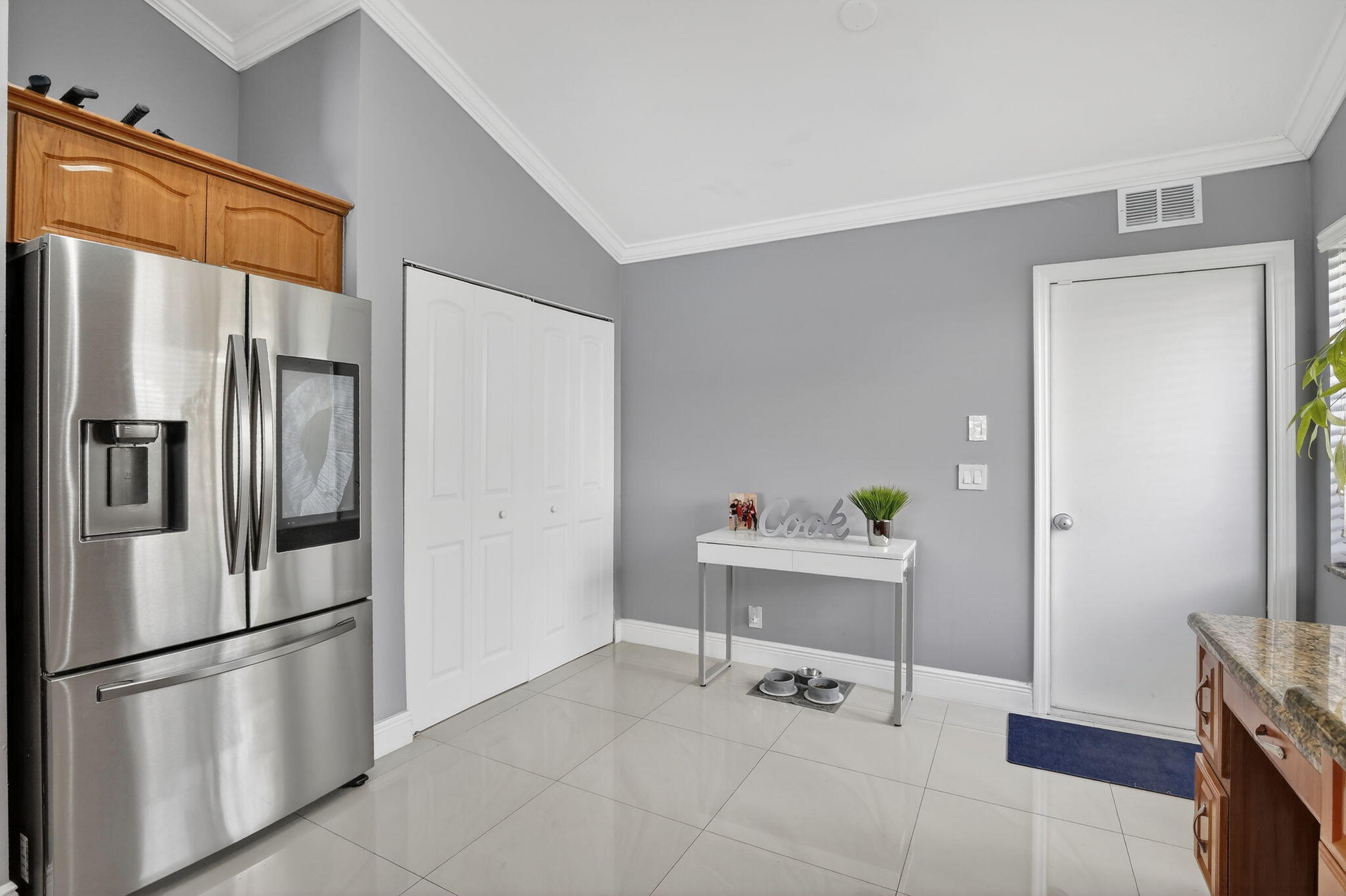 16323 NW 5th Pembroke Pines, FL 33028