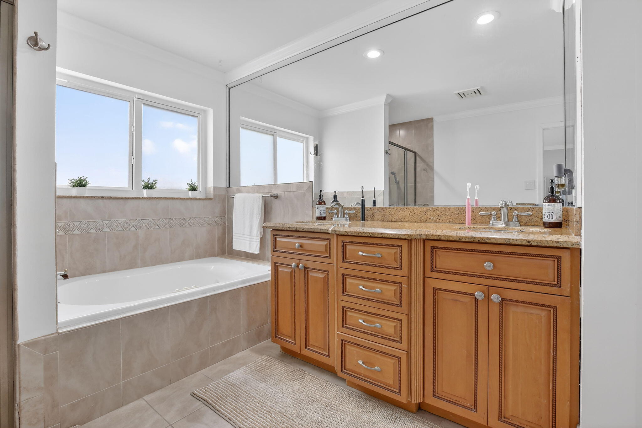 16323 NW 5th Pembroke Pines, FL 33028