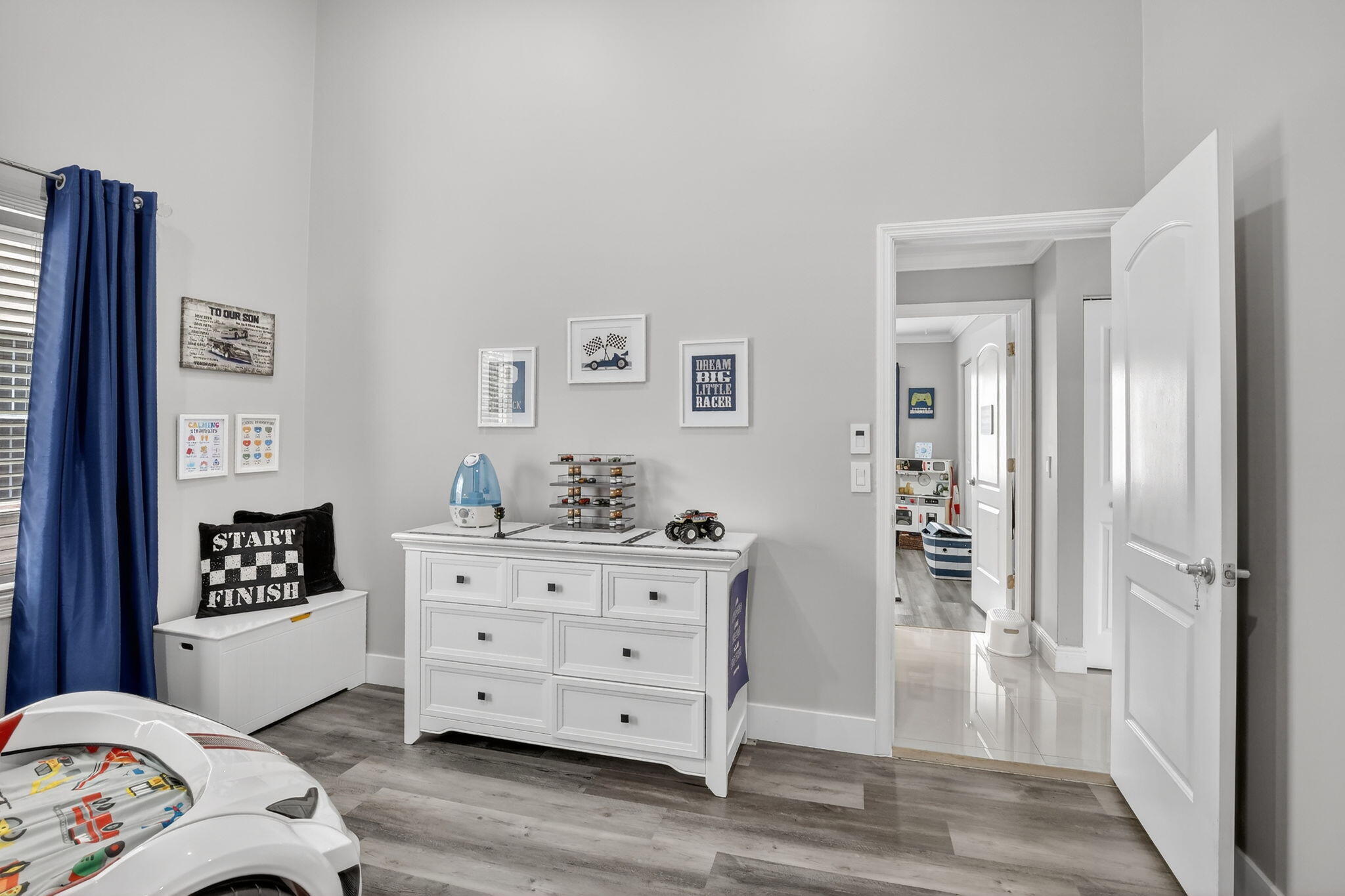 16323 NW 5th Pembroke Pines, FL 33028