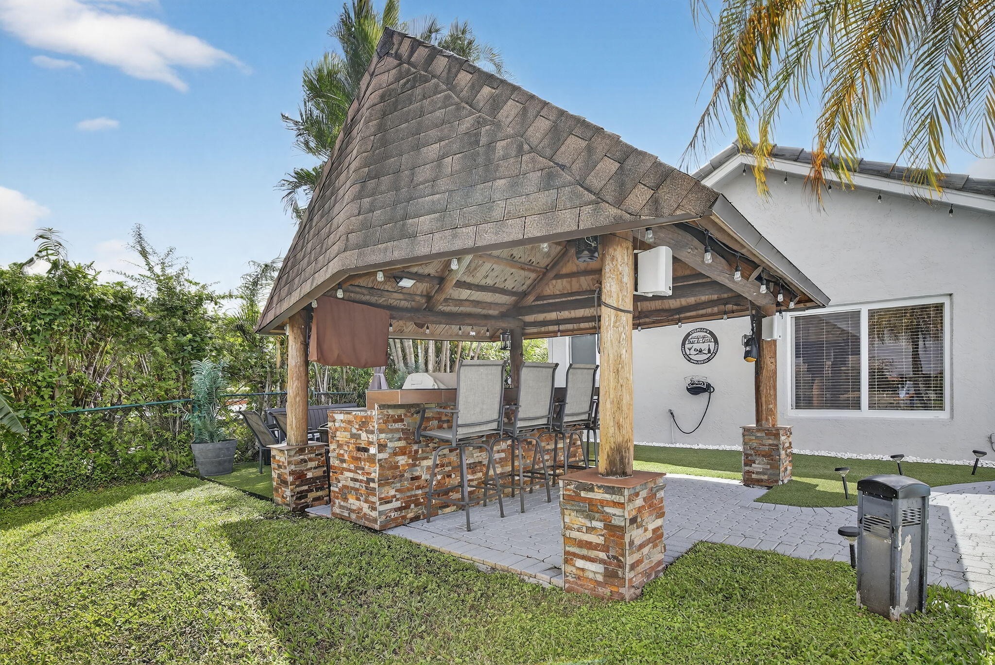 16323 NW 5th Pembroke Pines, FL 33028