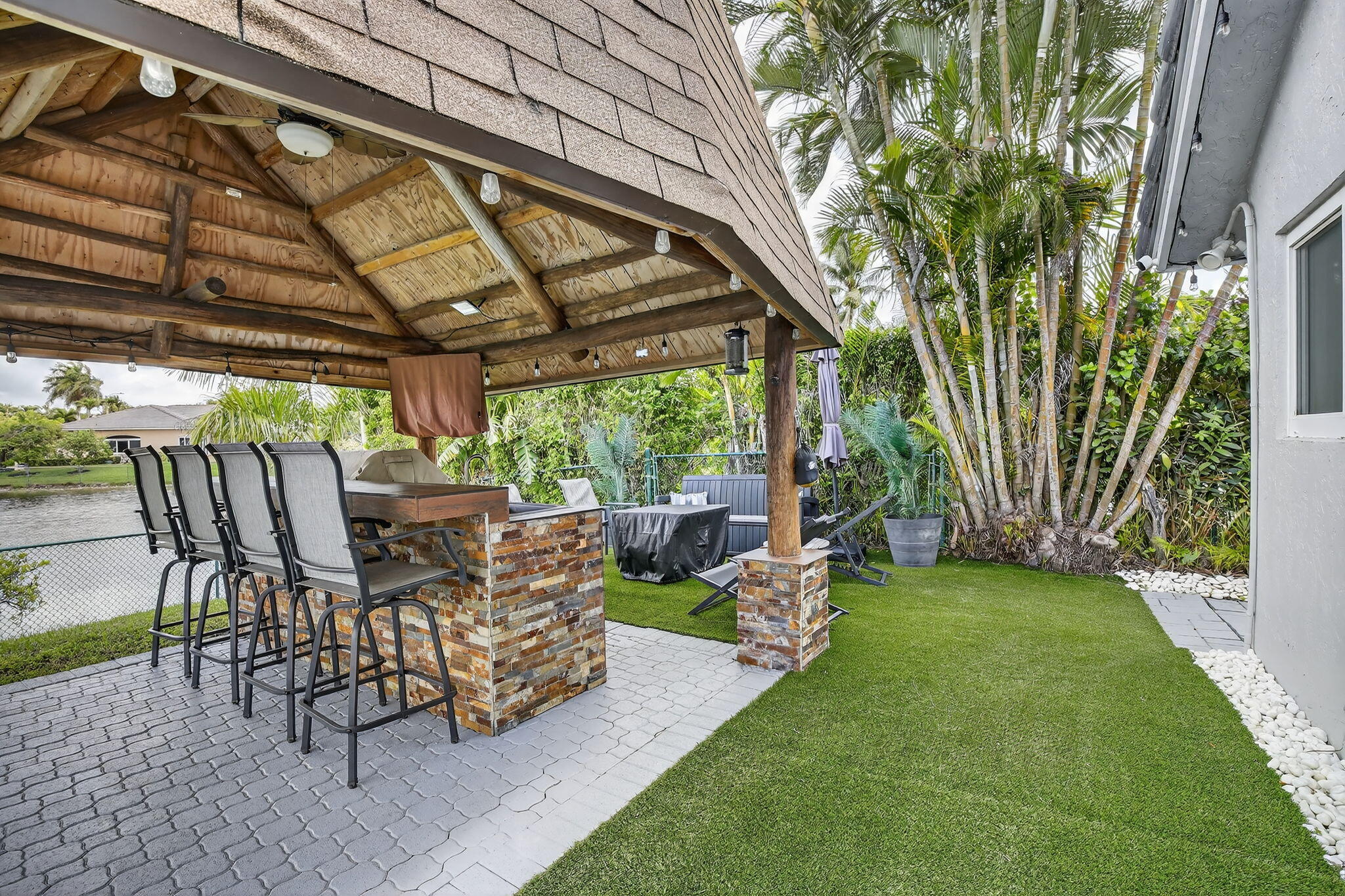 16323 NW 5th Pembroke Pines, FL 33028