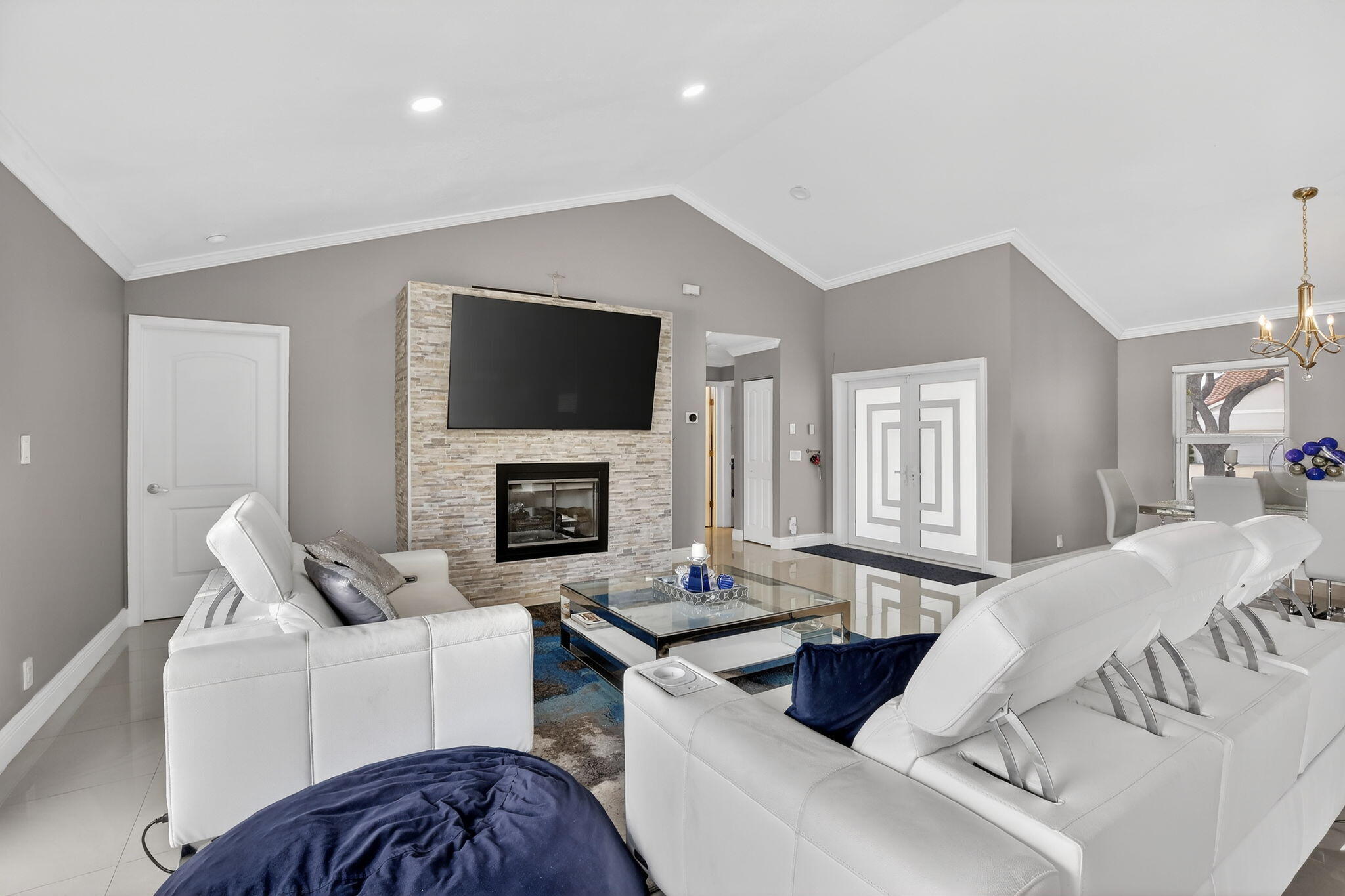 16323 NW 5th Pembroke Pines, FL 33028