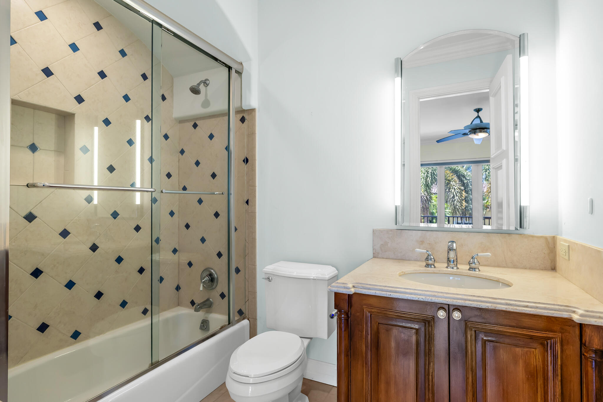 3700 NE 28th Lighthouse Point, FL 33064