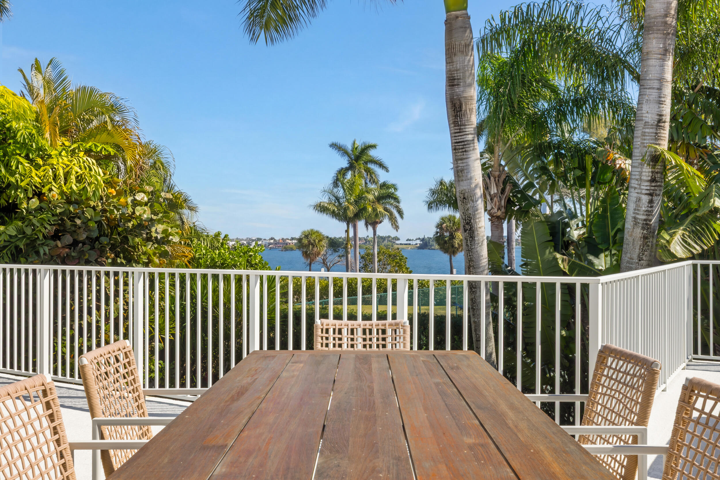 121 Seville Rd West Palm Beach, FL 33405