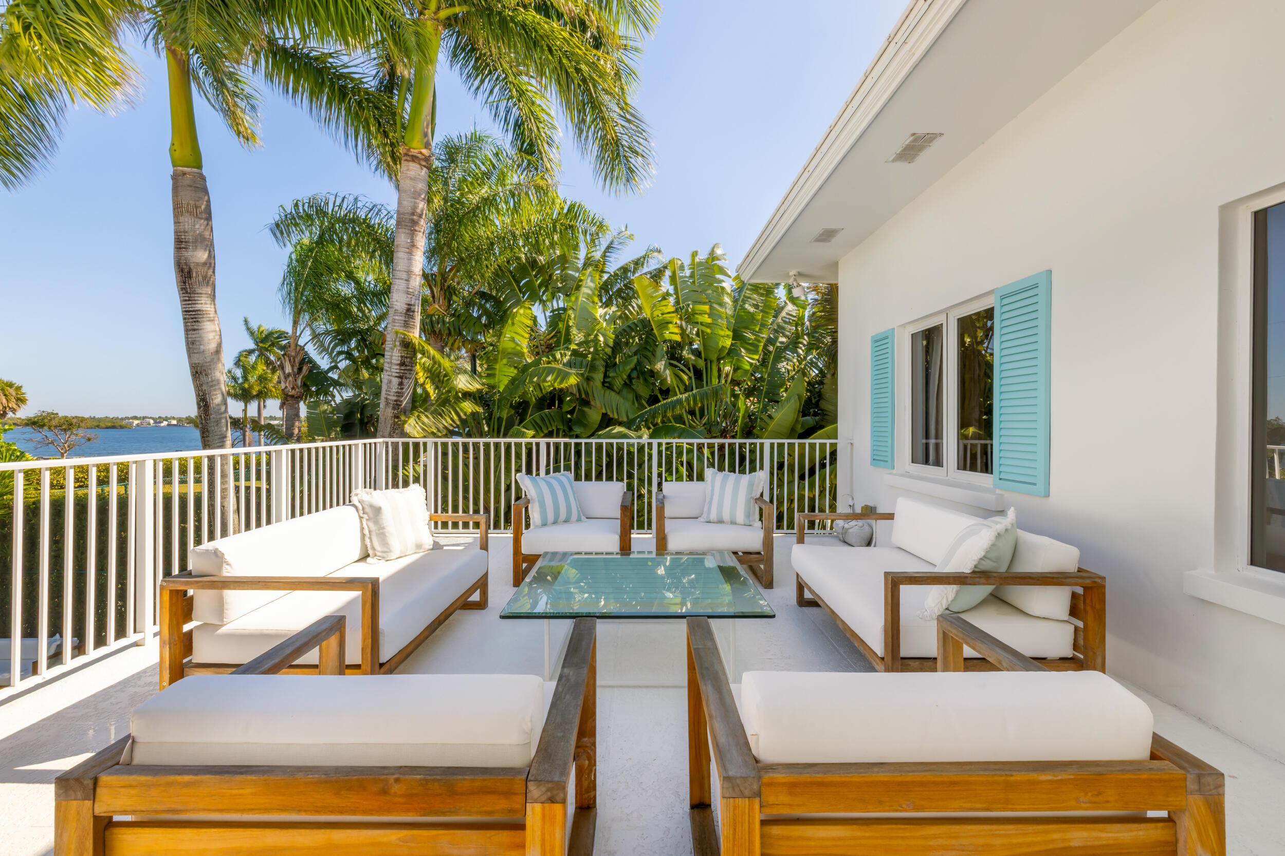 121 Seville Rd West Palm Beach, FL 33405