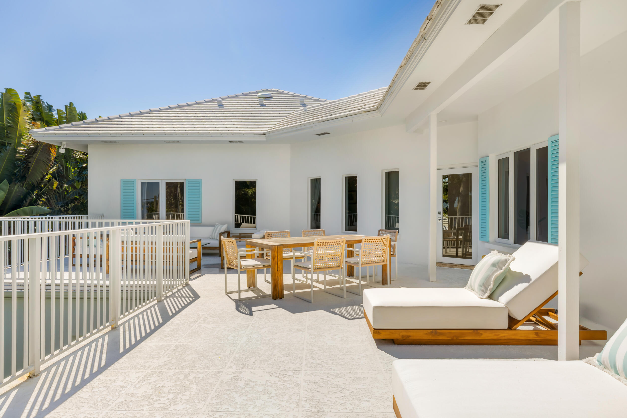 121 Seville Rd West Palm Beach, FL 33405