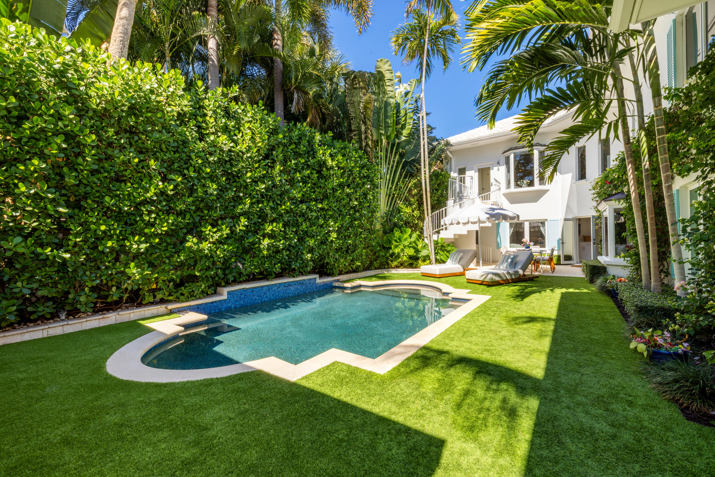 121 Seville Rd West Palm Beach, FL 33405