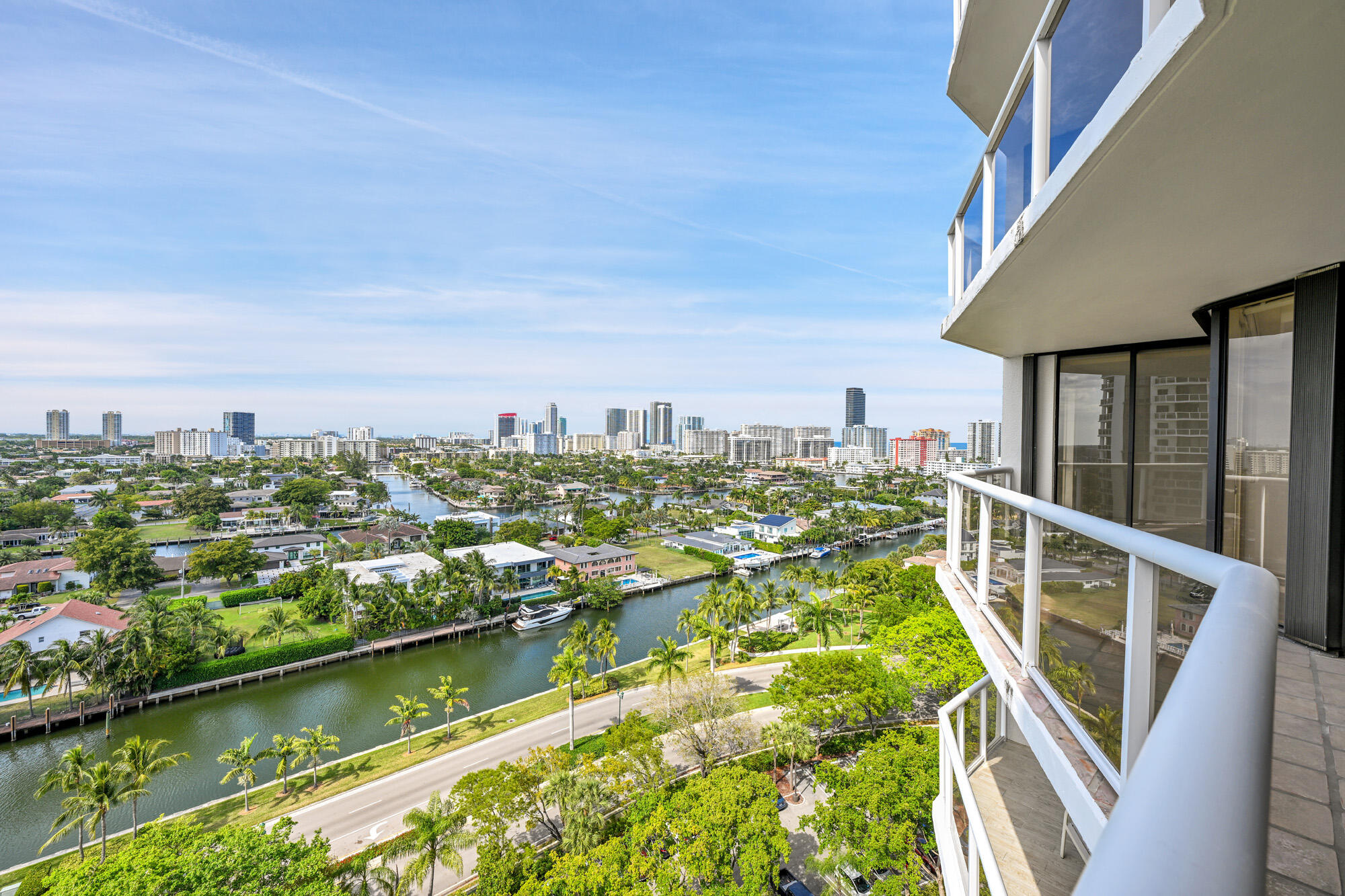 3640 Yacht Clb #1501 Aventura, FL 33180