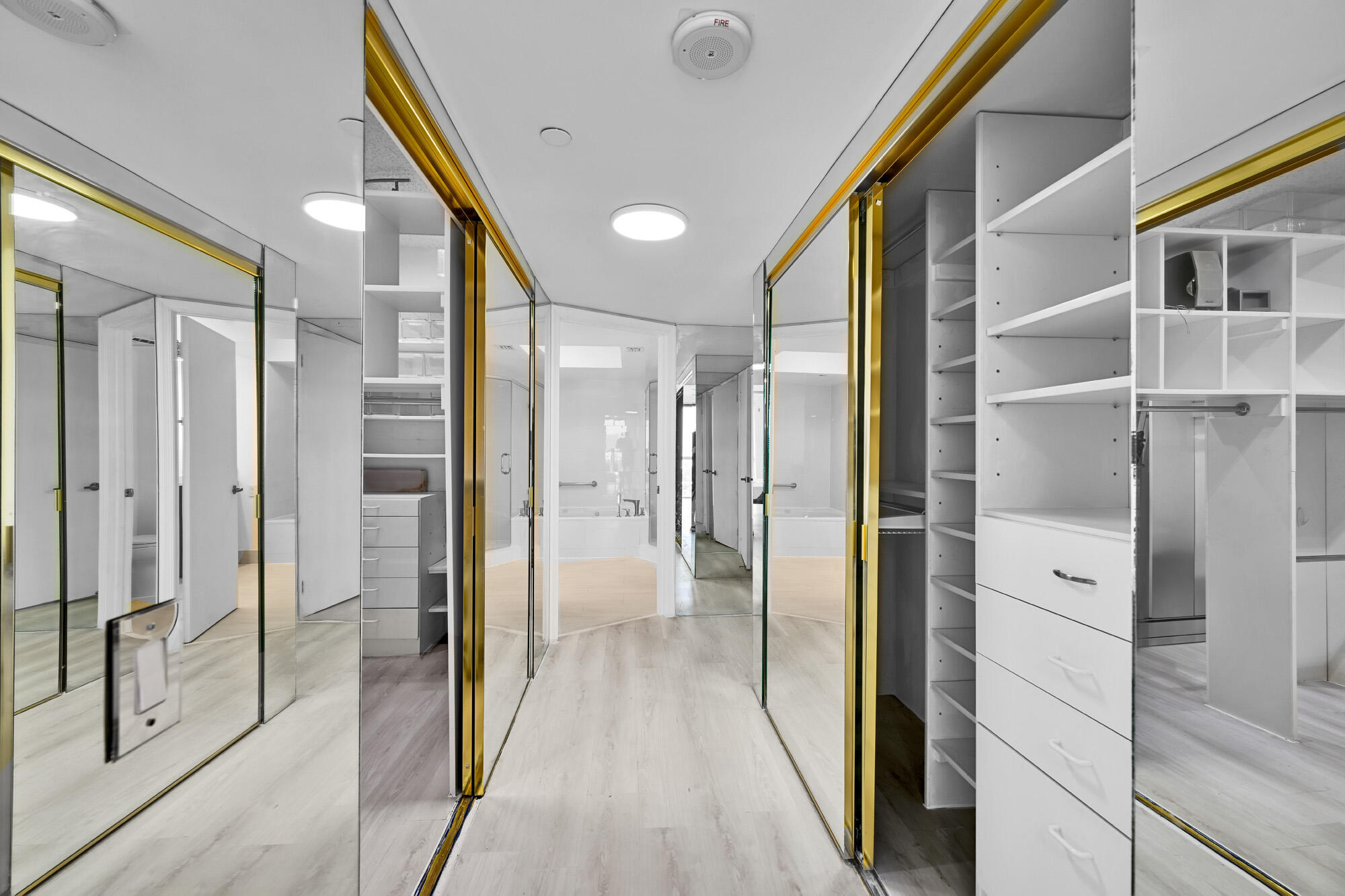 3640 Yacht Clb #1501 Aventura, FL 33180