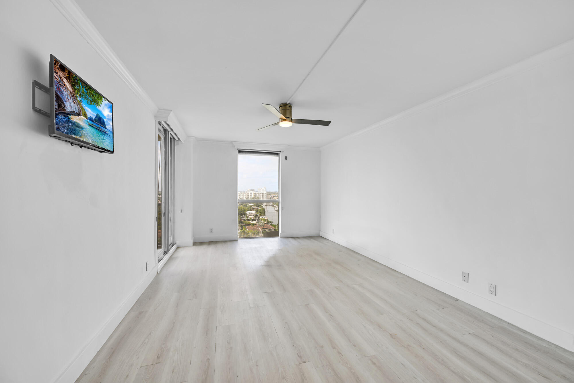 3640 Yacht Clb #1501 Aventura, FL 33180