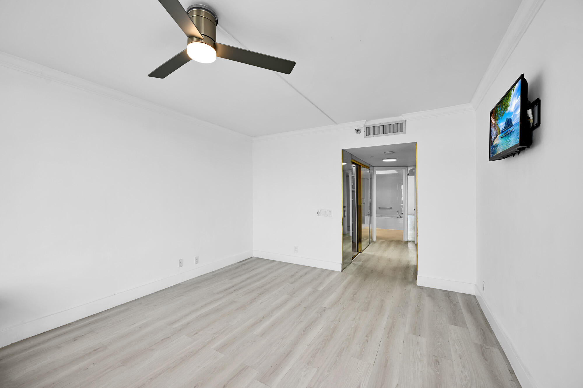 3640 Yacht Clb #1501 Aventura, FL 33180