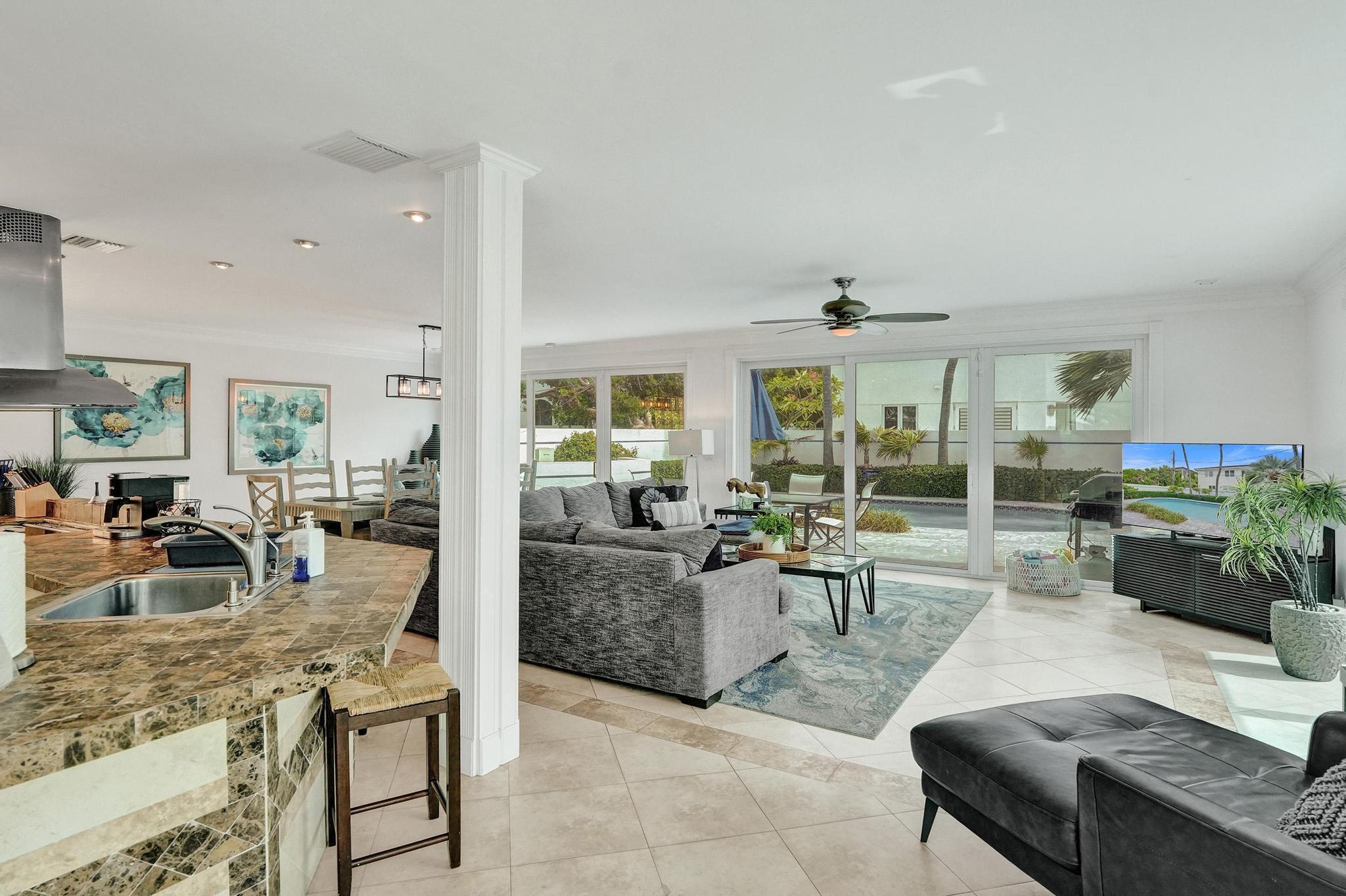 Undisclosed Address Fort Lauderdale, FL 33305