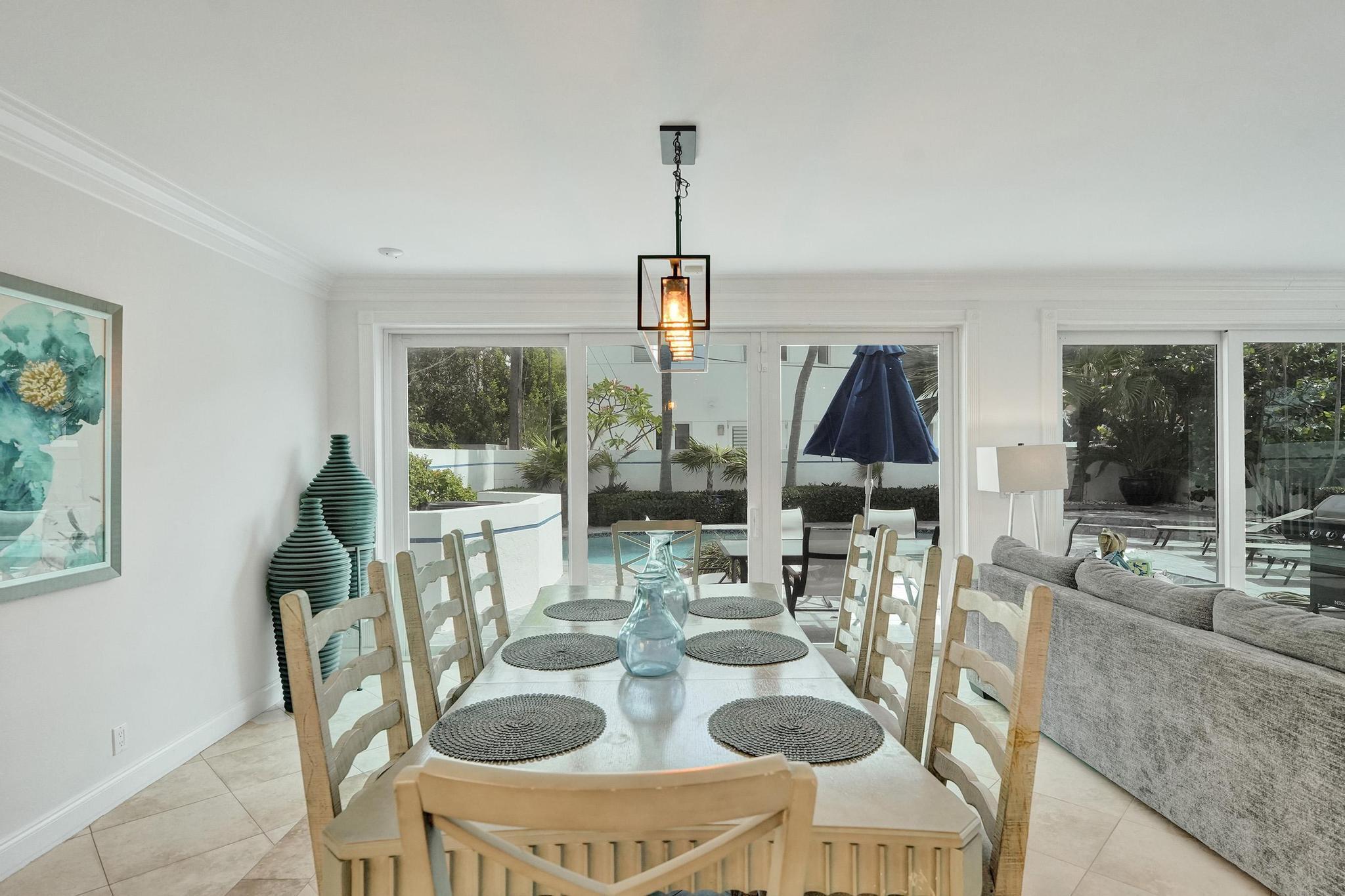 Undisclosed Address Fort Lauderdale, FL 33305