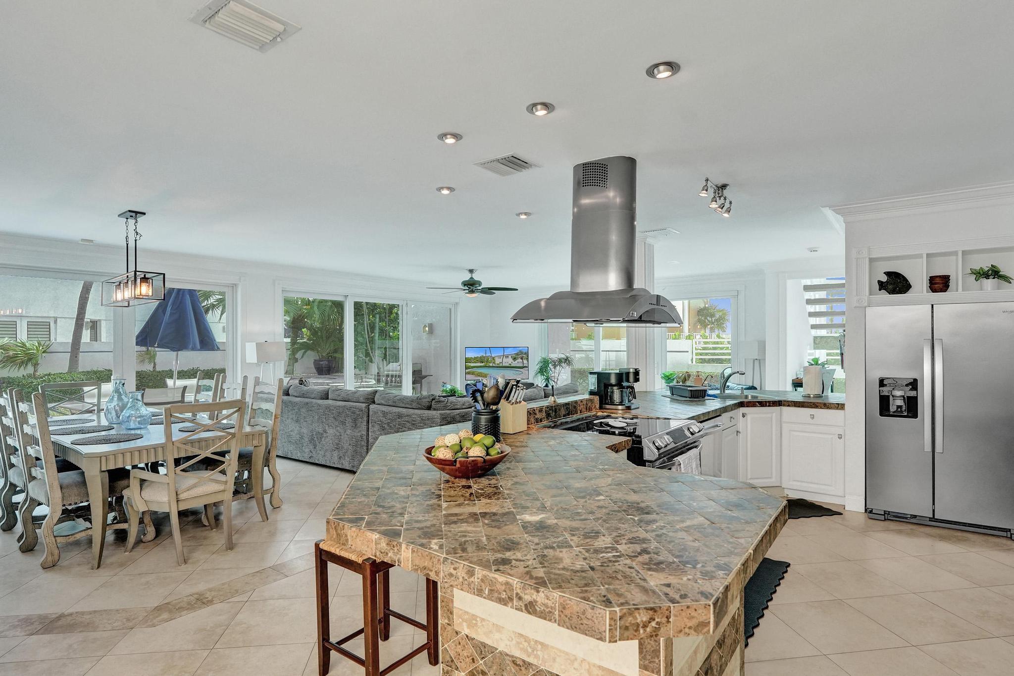 Undisclosed Address Fort Lauderdale, FL 33305