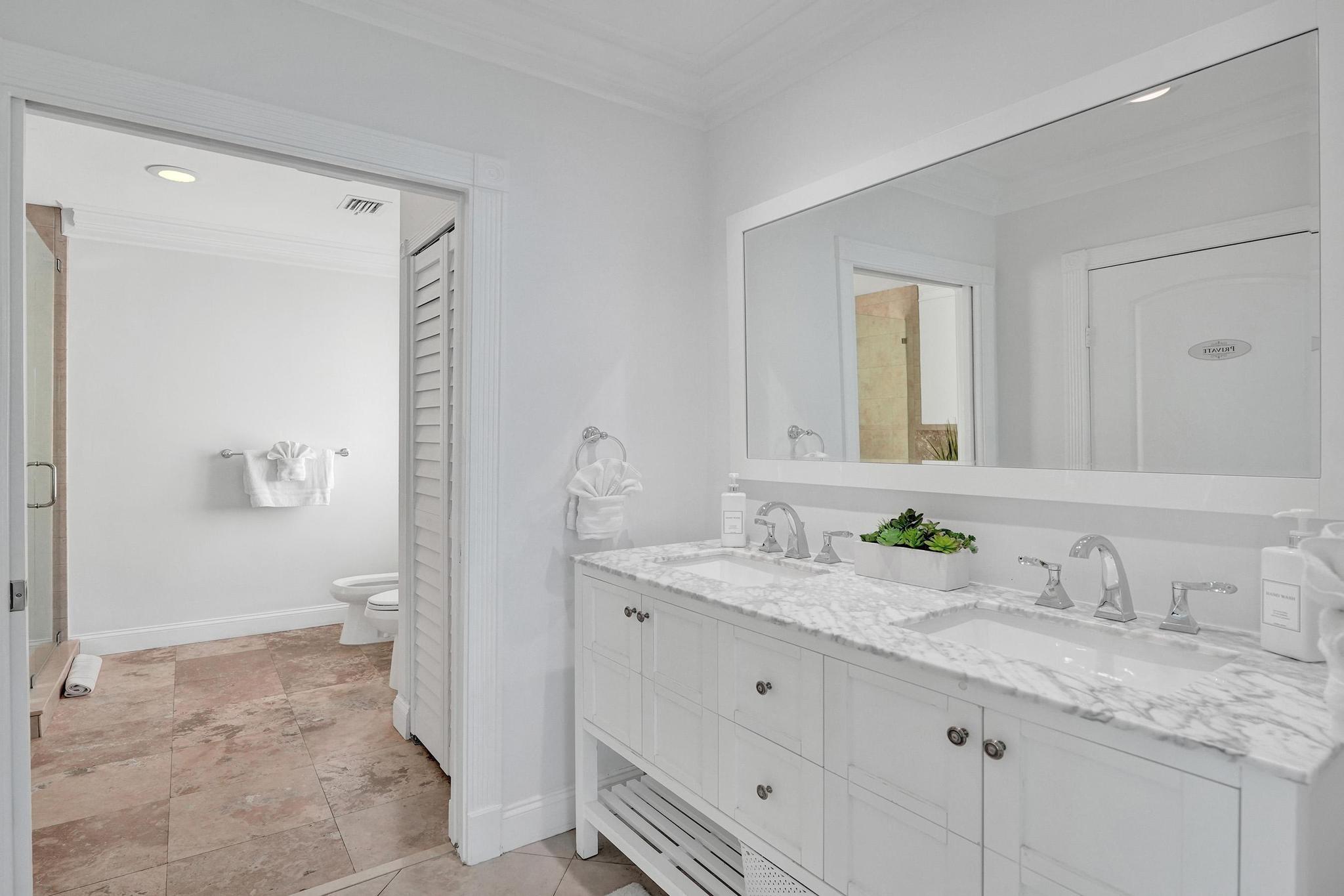 Undisclosed Address Fort Lauderdale, FL 33305