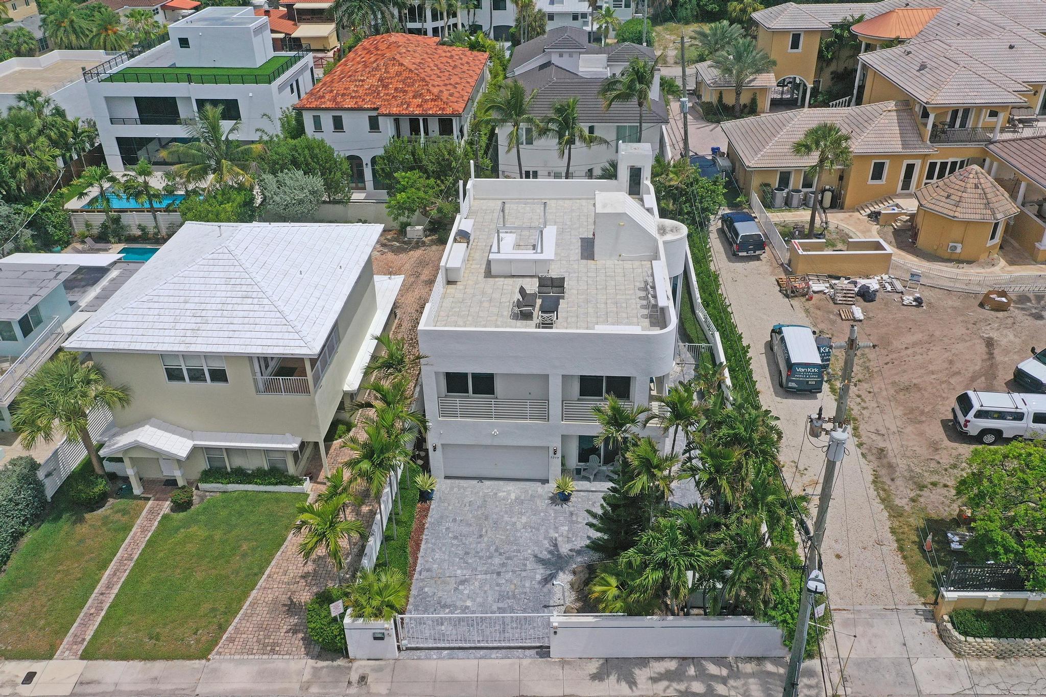 Undisclosed Address Fort Lauderdale, FL 33305