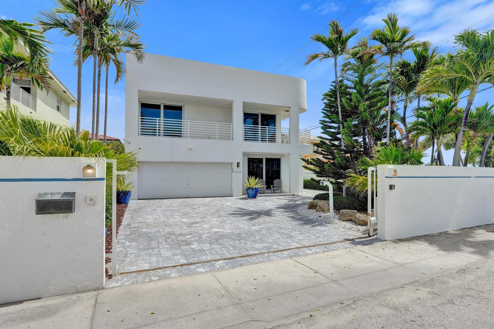 Undisclosed Address Fort Lauderdale, FL 33305