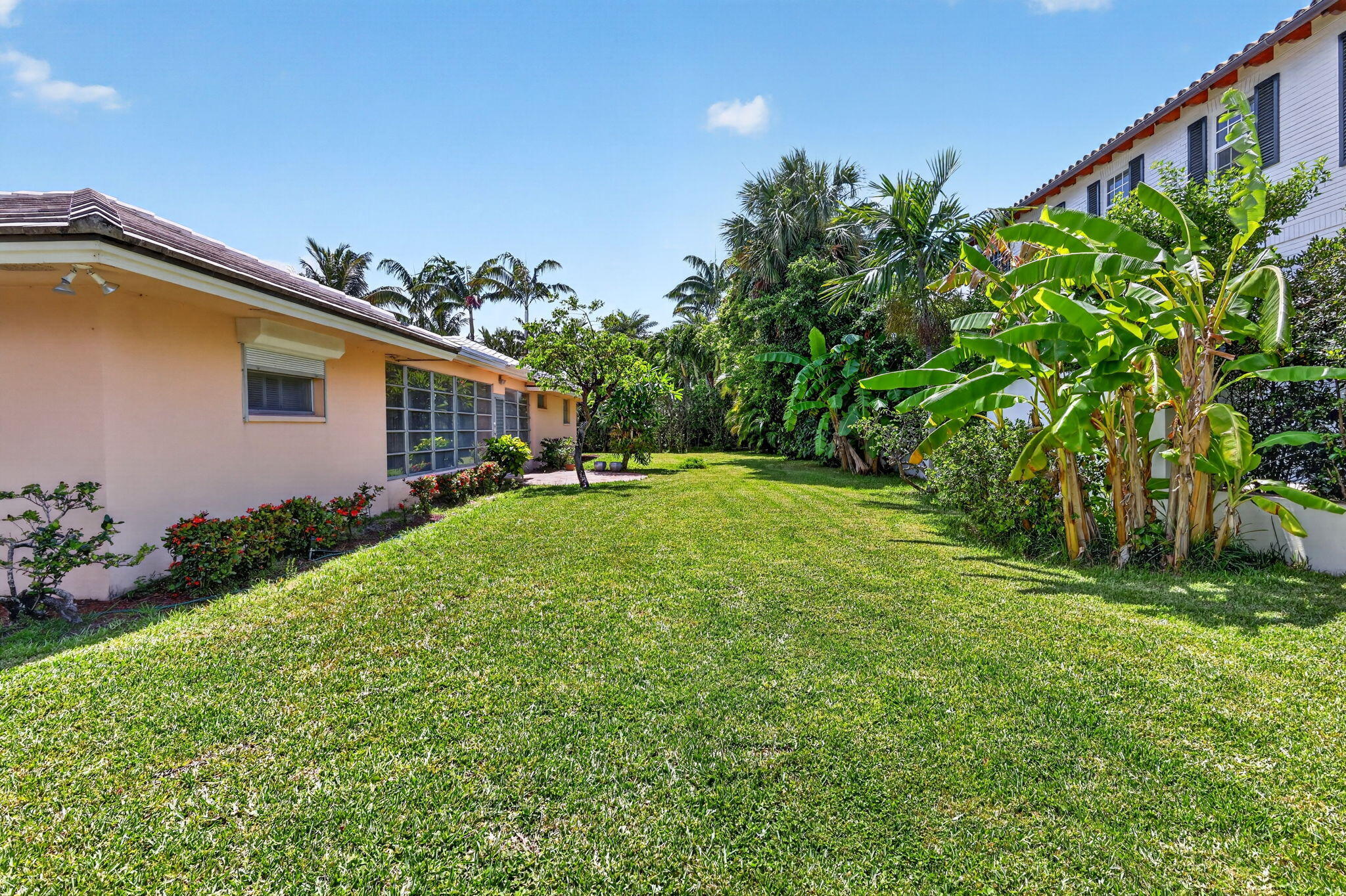 217 Plantation Palm Beach, FL 33480