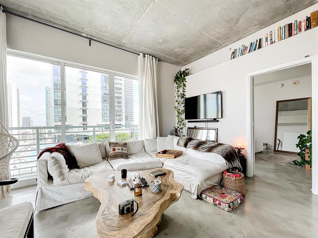 image Loft Downtown I0