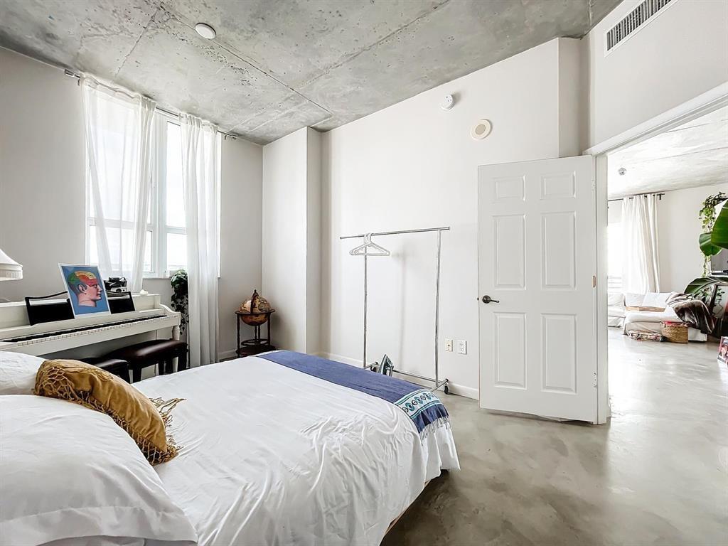 image Loft Downtown I10