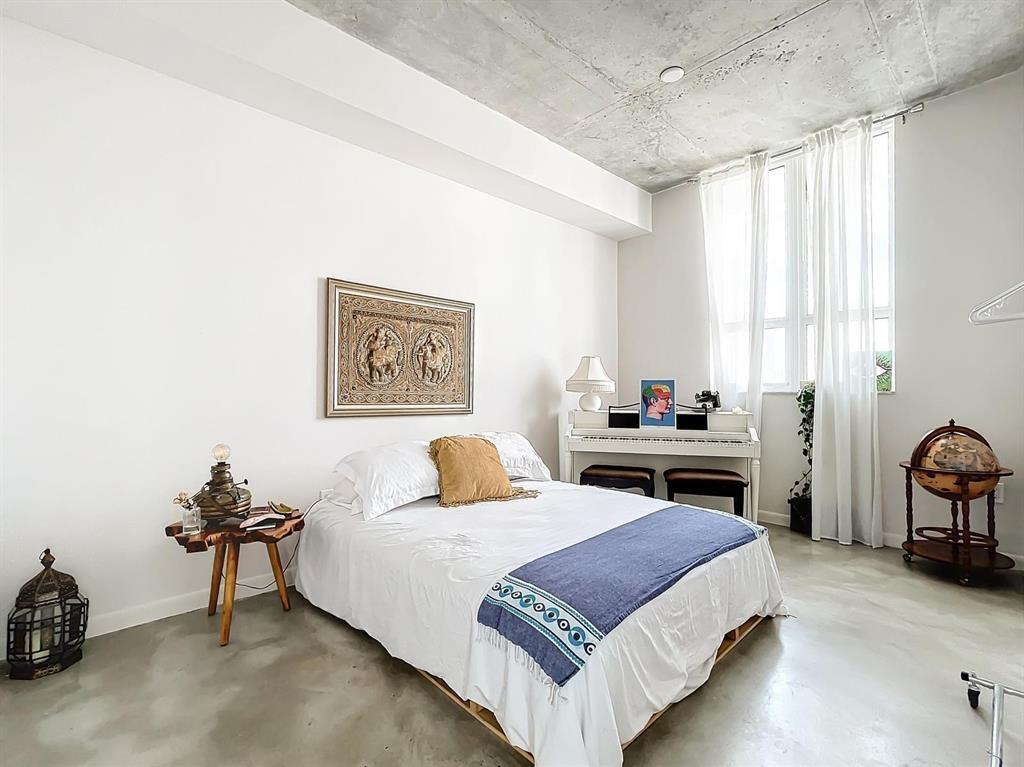 image Loft Downtown I8