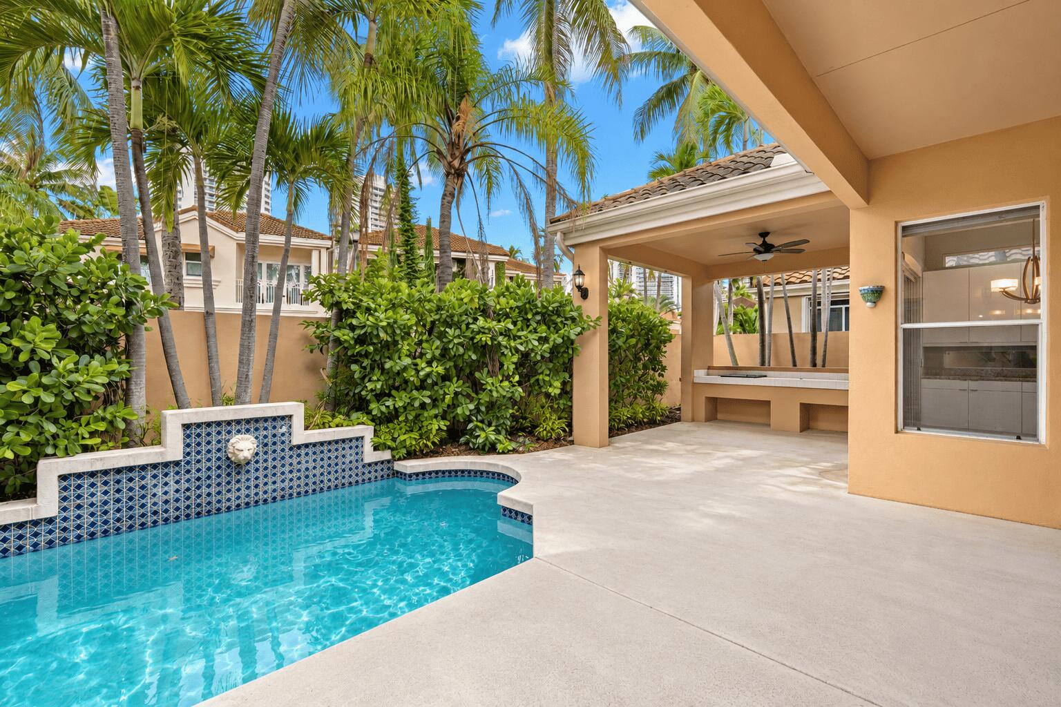3728 NE 208th Ter Aventura, FL 33180