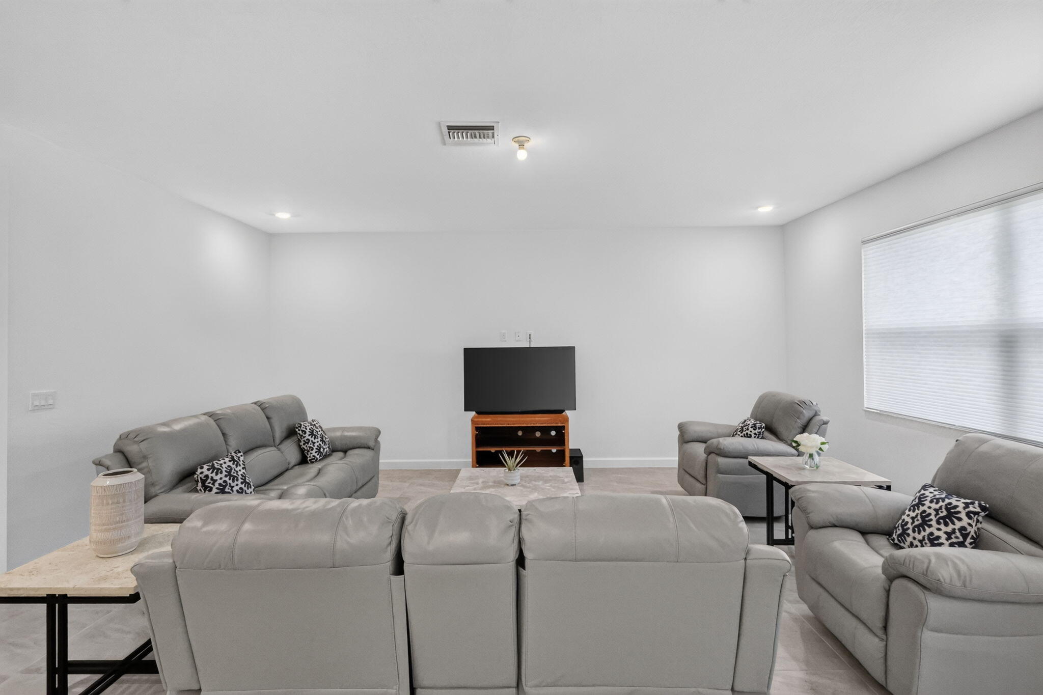 3129 Streng Ln Royal Palm Beach, FL 33411