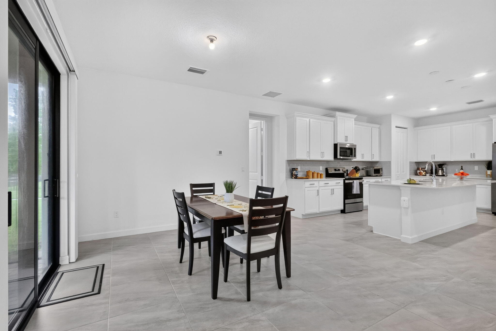 3129 Streng Ln Royal Palm Beach, FL 33411