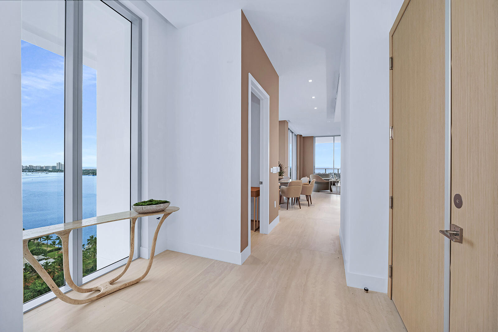 4714 N Flagler Dr #2101 West Palm Beach, FL 33407