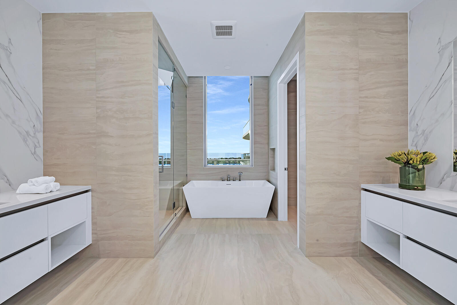 4714 N Flagler Dr #2101 West Palm Beach, FL 33407