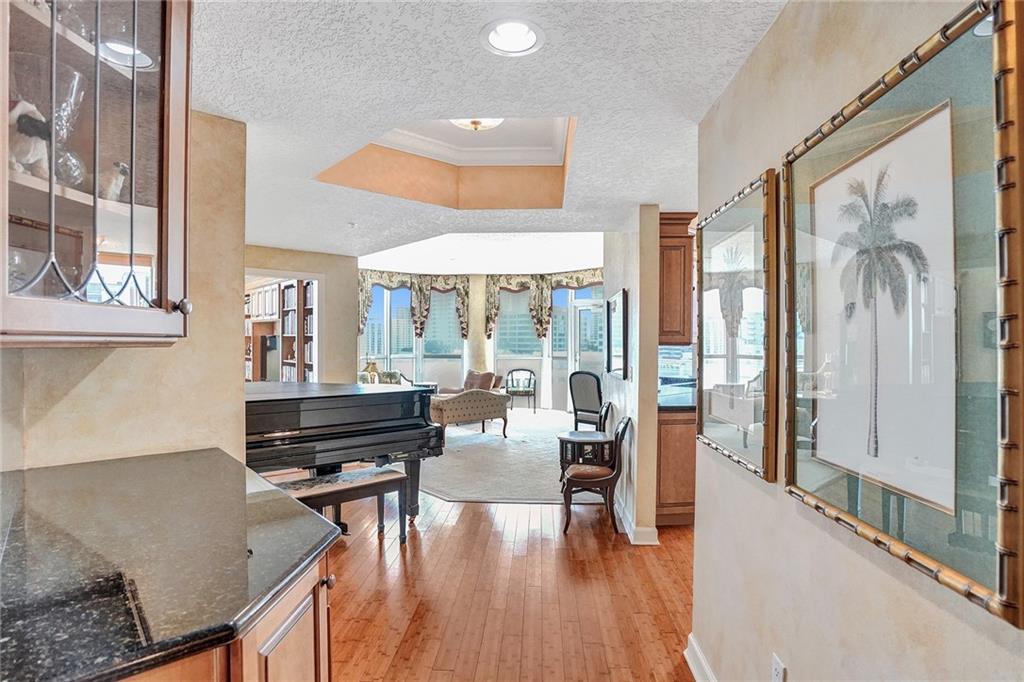 111 SE 8th Ave #1103