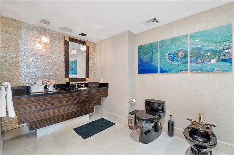 101 S Fort Lauderdale Bch Blvd #PH 2703 Fort Lauderdale, FL 33316