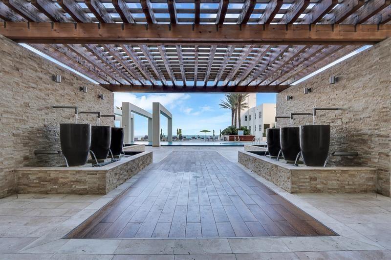 101 S Fort Lauderdale Bch Blvd #PH 2703 Fort Lauderdale, FL 33316