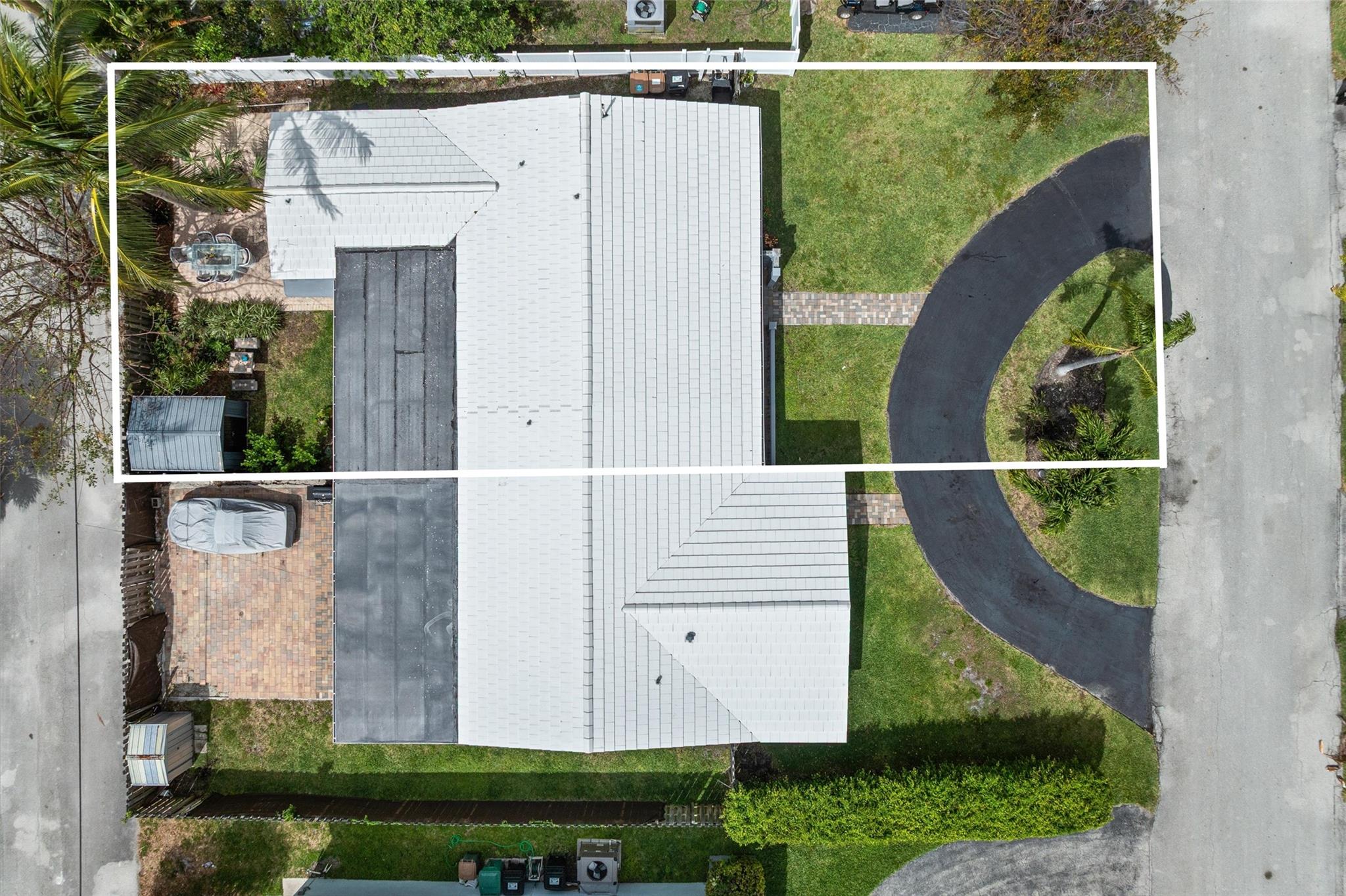 2240 NE 37th St,Lighthouse Point, FL 33064