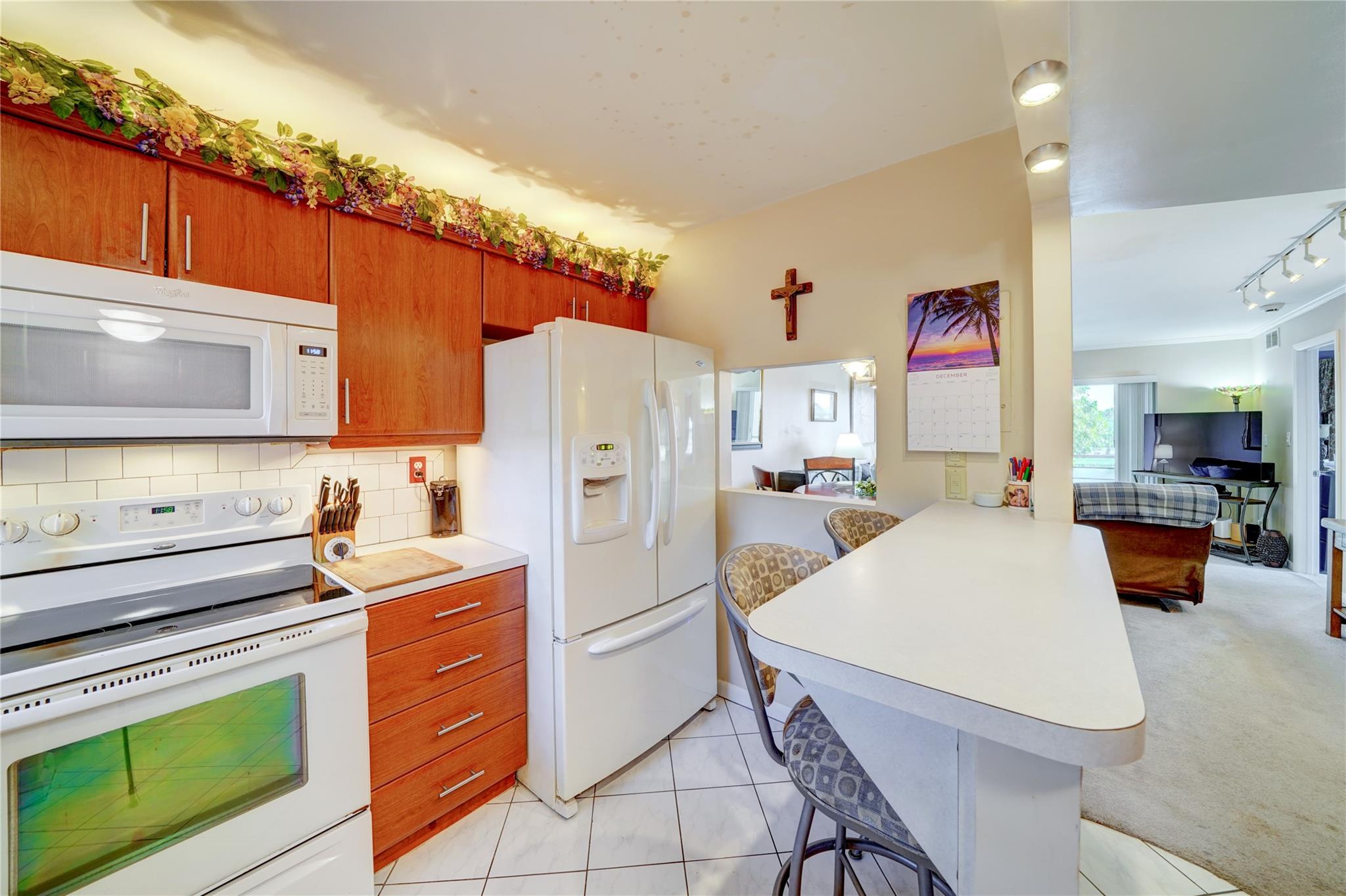 9440 Sunrise Lks Blvd #312