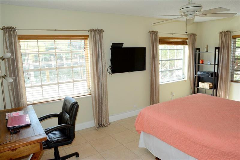 6499 Bay Clb Dr #2 Fort Lauderdale, FL 33308