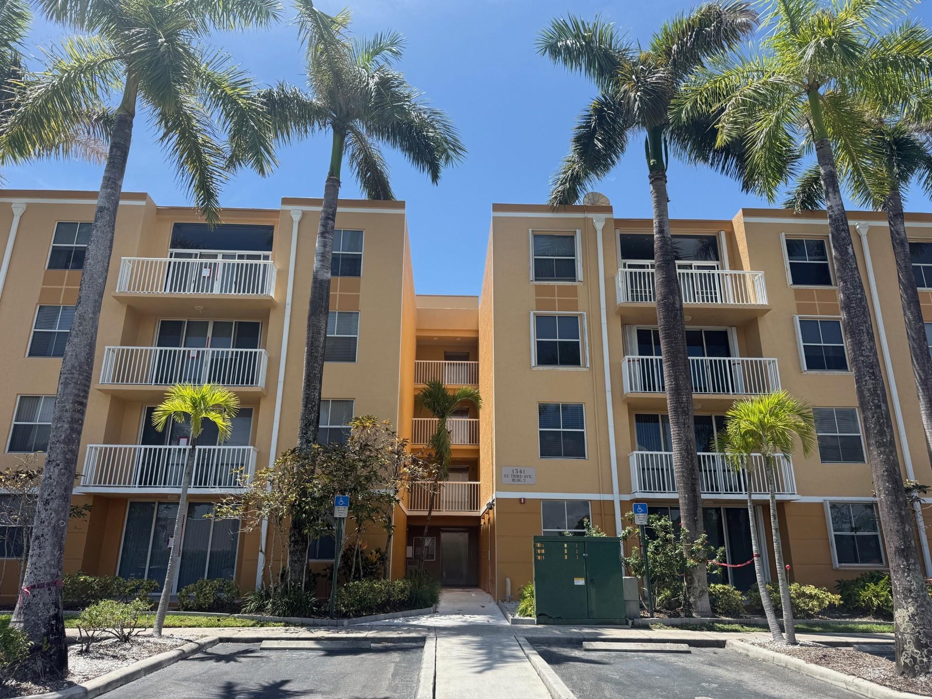 1341 SE 3rd Ave #210