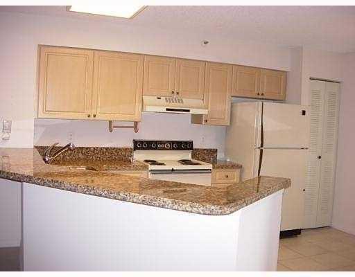 2205 S Cypress Bnd Dr #307